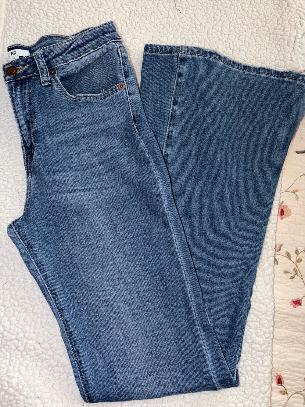bp Women's Flared Jeans in Mid Blue